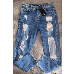 Fashion Nova Distressed Boyfriend Jean